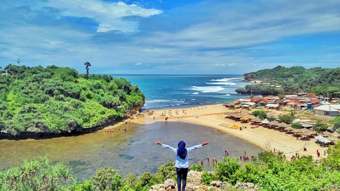 Foto Pantai Drini